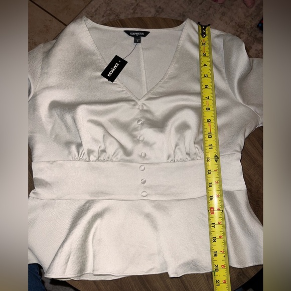 NWT Express Silky Champagne Peplum Top size Medium. - Picture 8 of 9